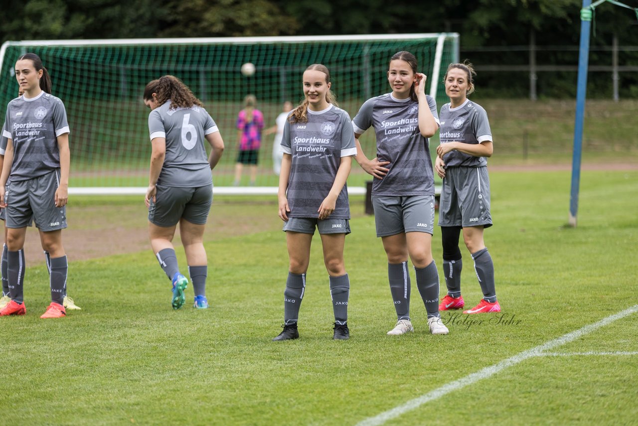 Bild 57 - Loewinnen Cup